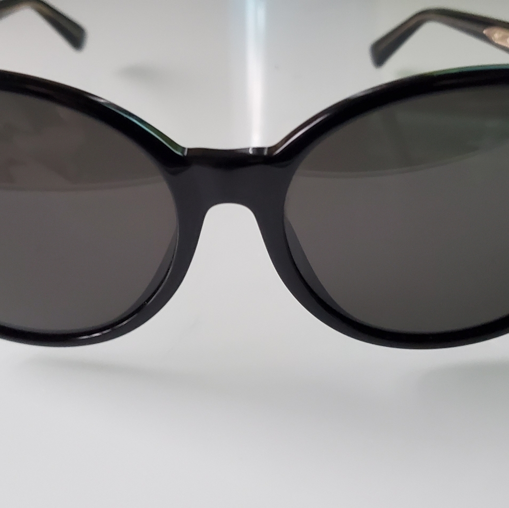 Gucci Sunnies